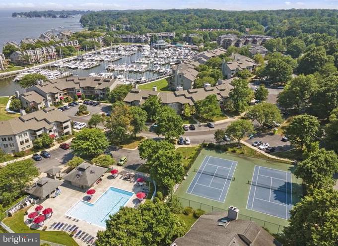 CHESAPEAKE HARBOUR - Residential