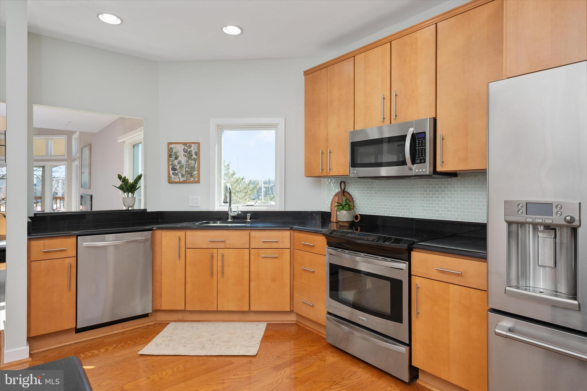 CHESAPEAKE HARBOUR - Residential