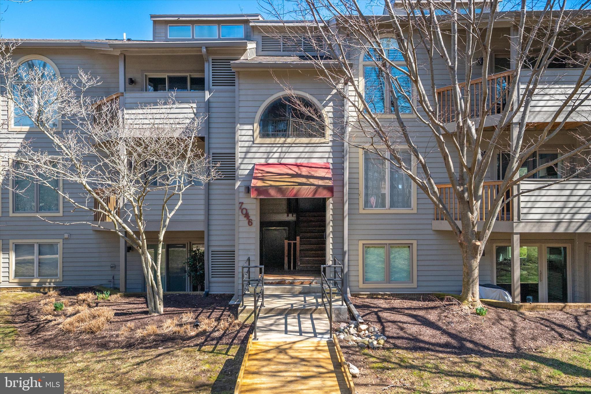 7046 HARBOUR VILLAGE COURT 201