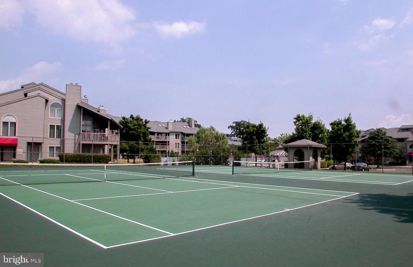 CHESAPEAKE HARBOUR - Residential