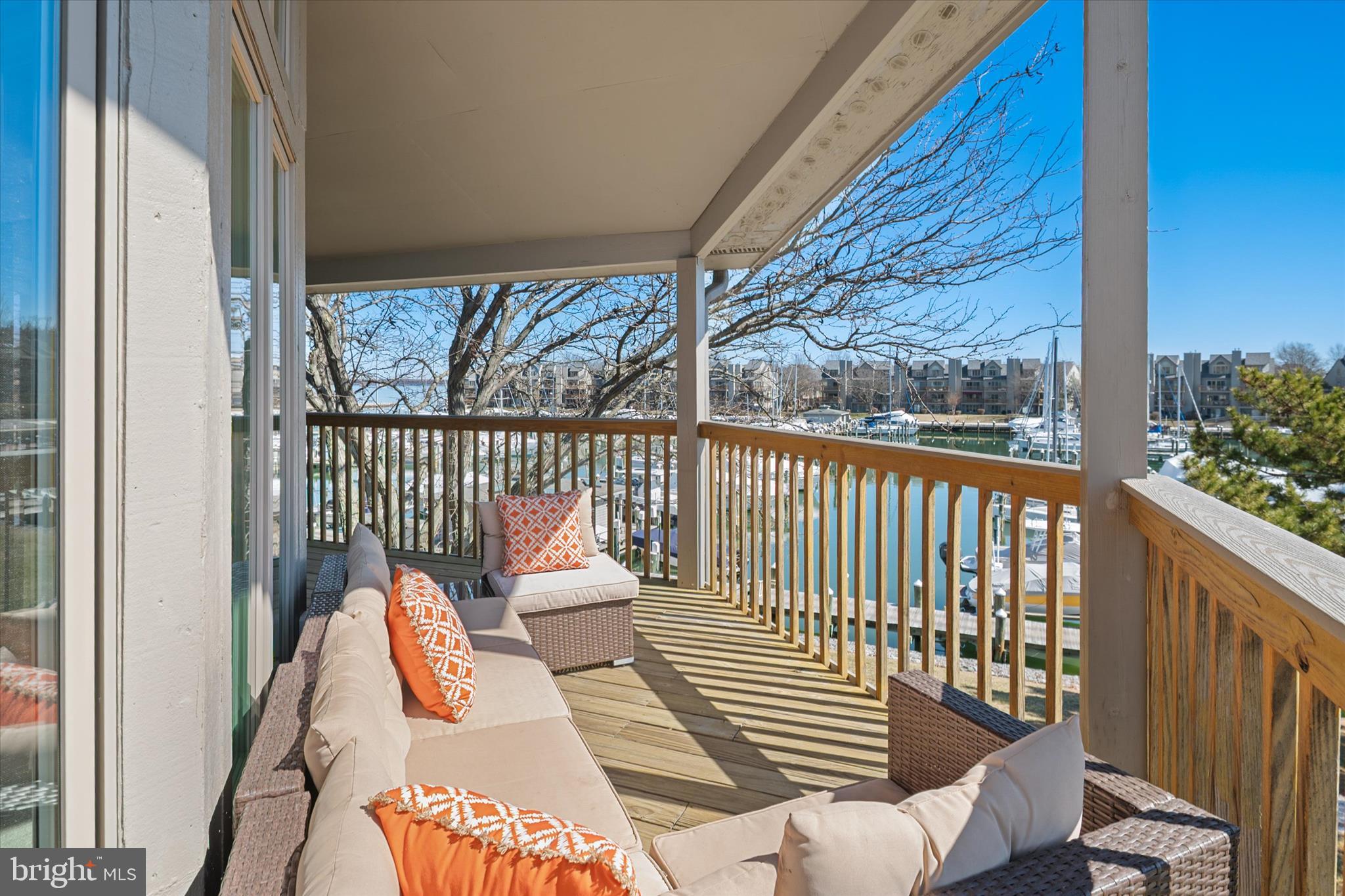 CHESAPEAKE HARBOUR - Residential