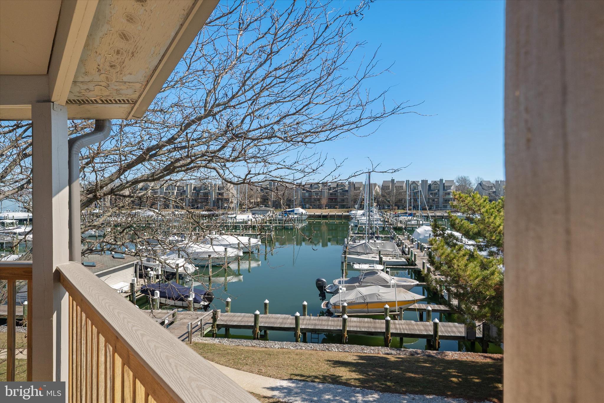 CHESAPEAKE HARBOUR - Residential