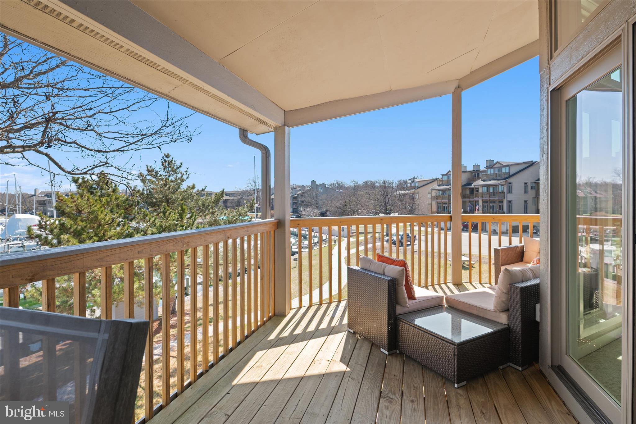 CHESAPEAKE HARBOUR - Residential