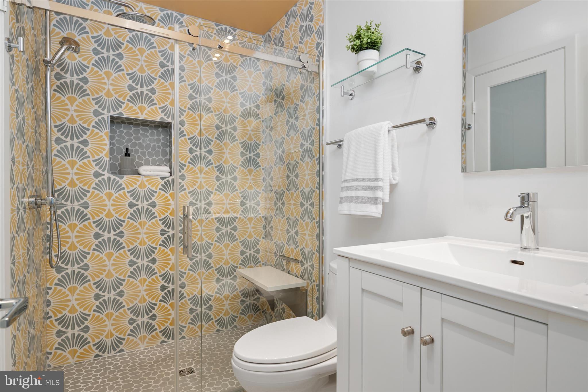 CHESAPEAKE HARBOUR - Residential