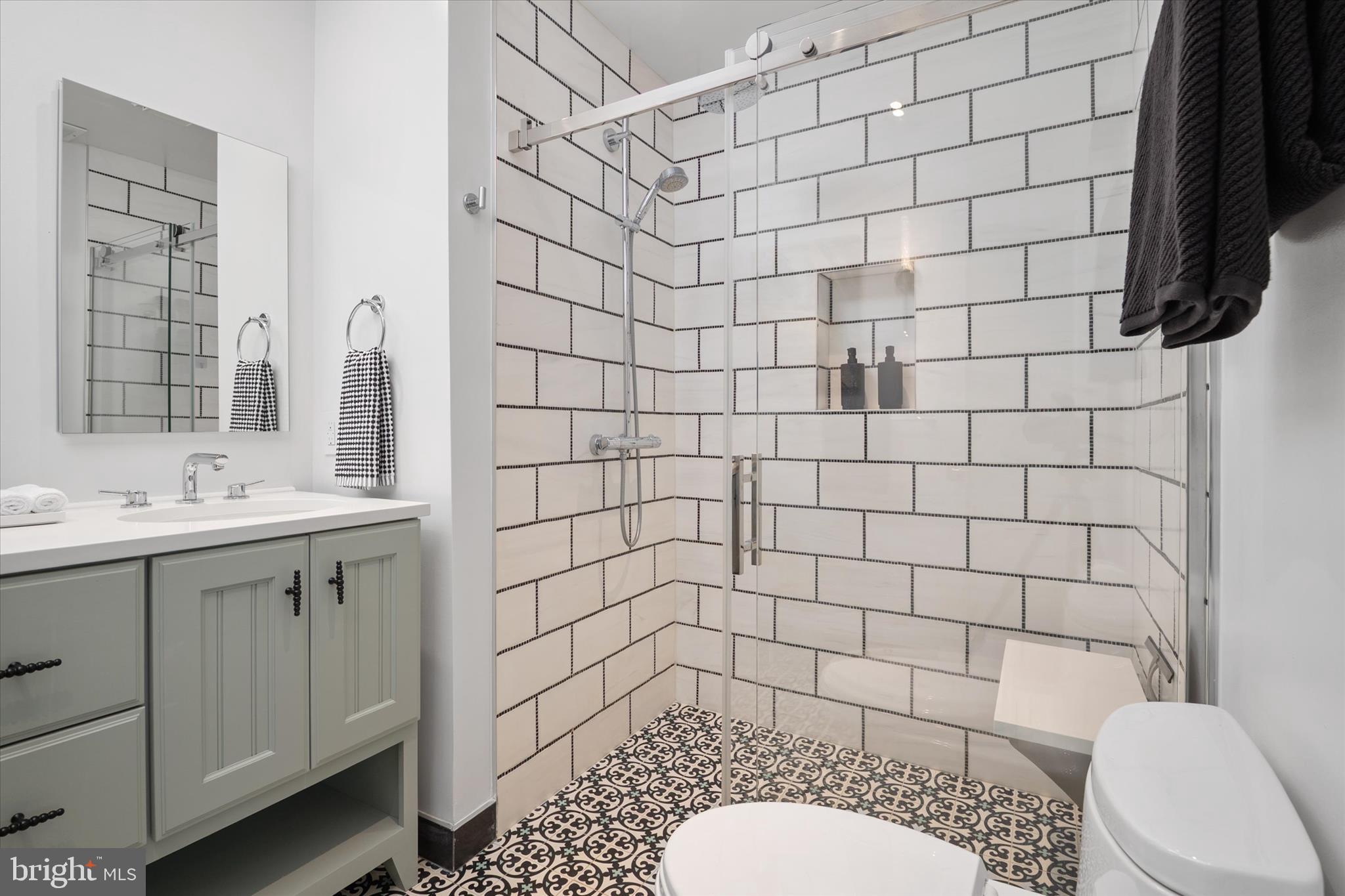 CHESAPEAKE HARBOUR - Residential