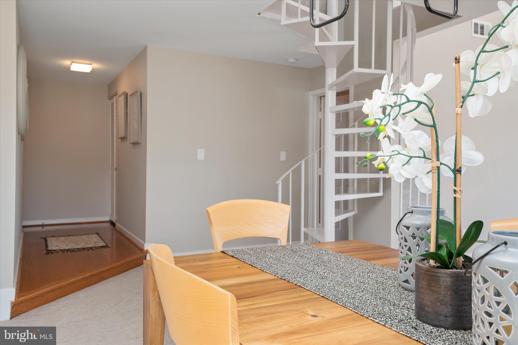 CHESAPEAKE HARBOUR - Residential