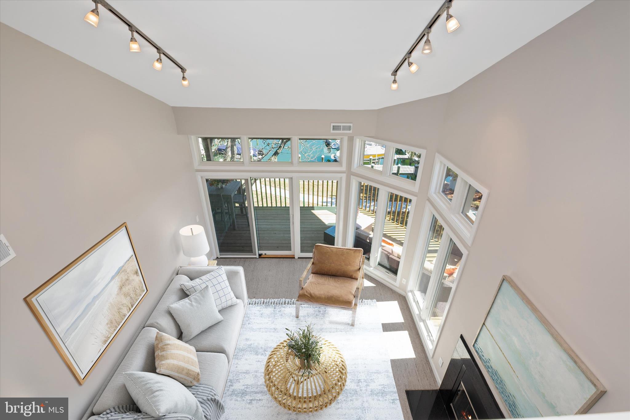 CHESAPEAKE HARBOUR - Residential