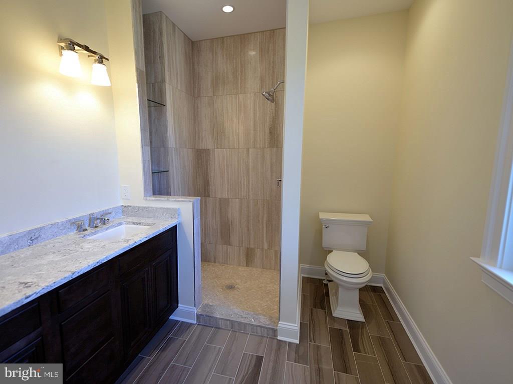 NORTH SHORES - Residential