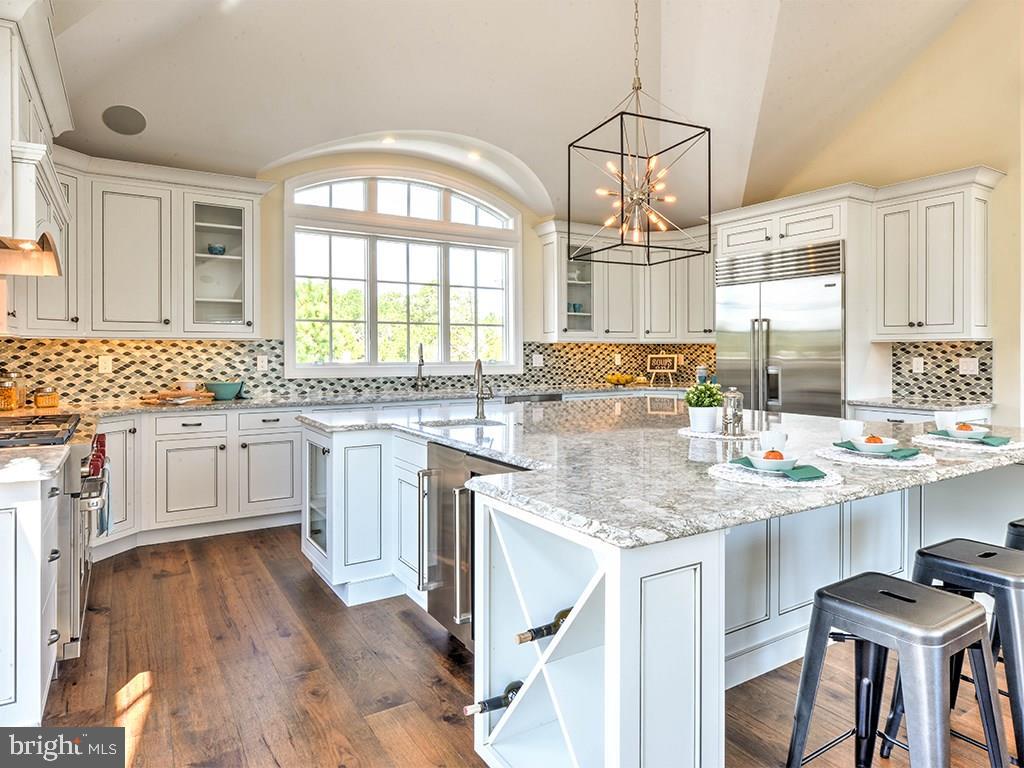 NORTH SHORES - Residential