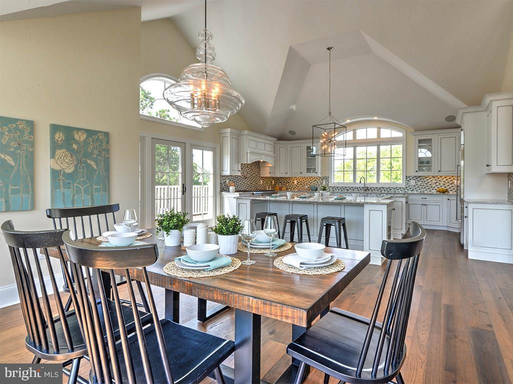 NORTH SHORES - Residential