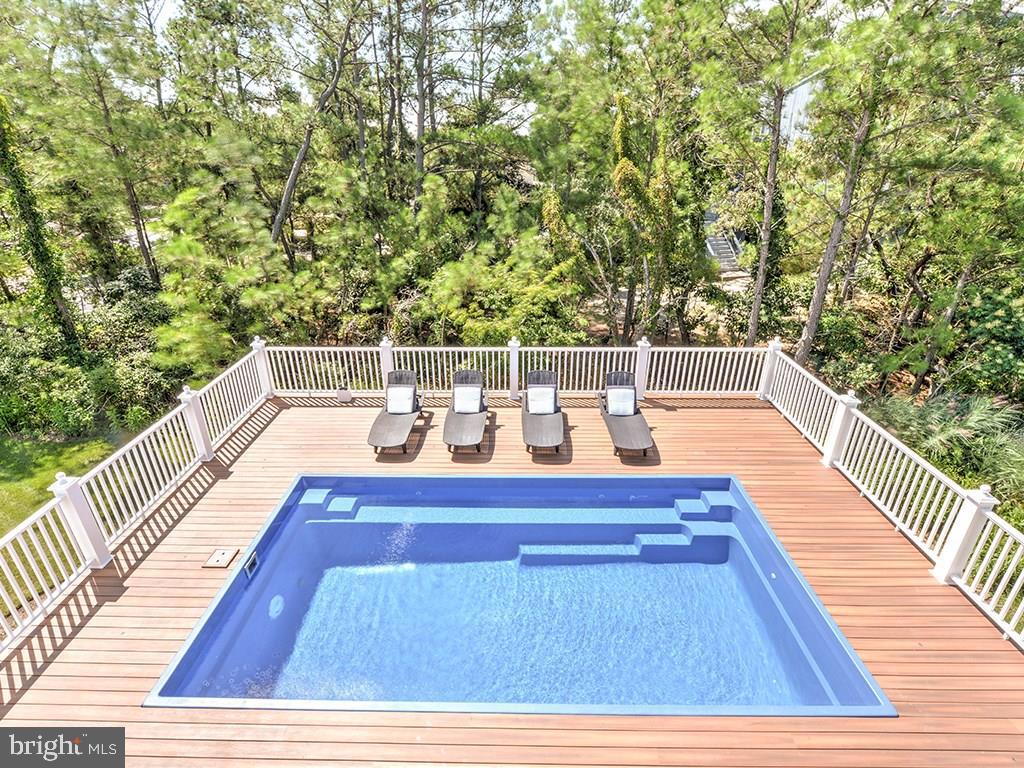 NORTH SHORES - Residential