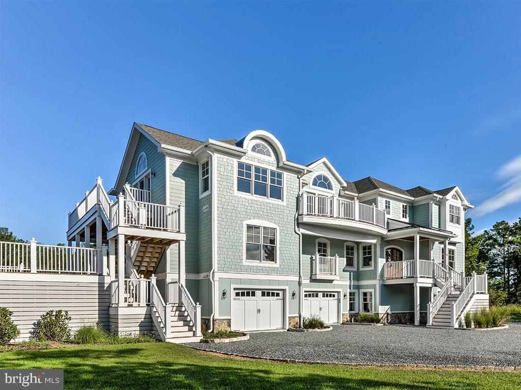 NORTH SHORES - Residential