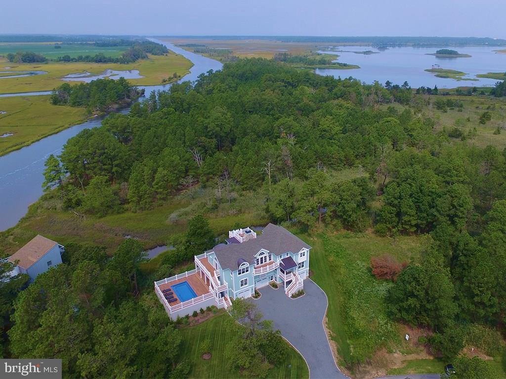 NORTH SHORES - Residential