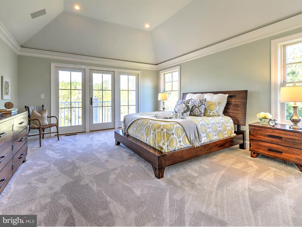 NORTH SHORES - Residential