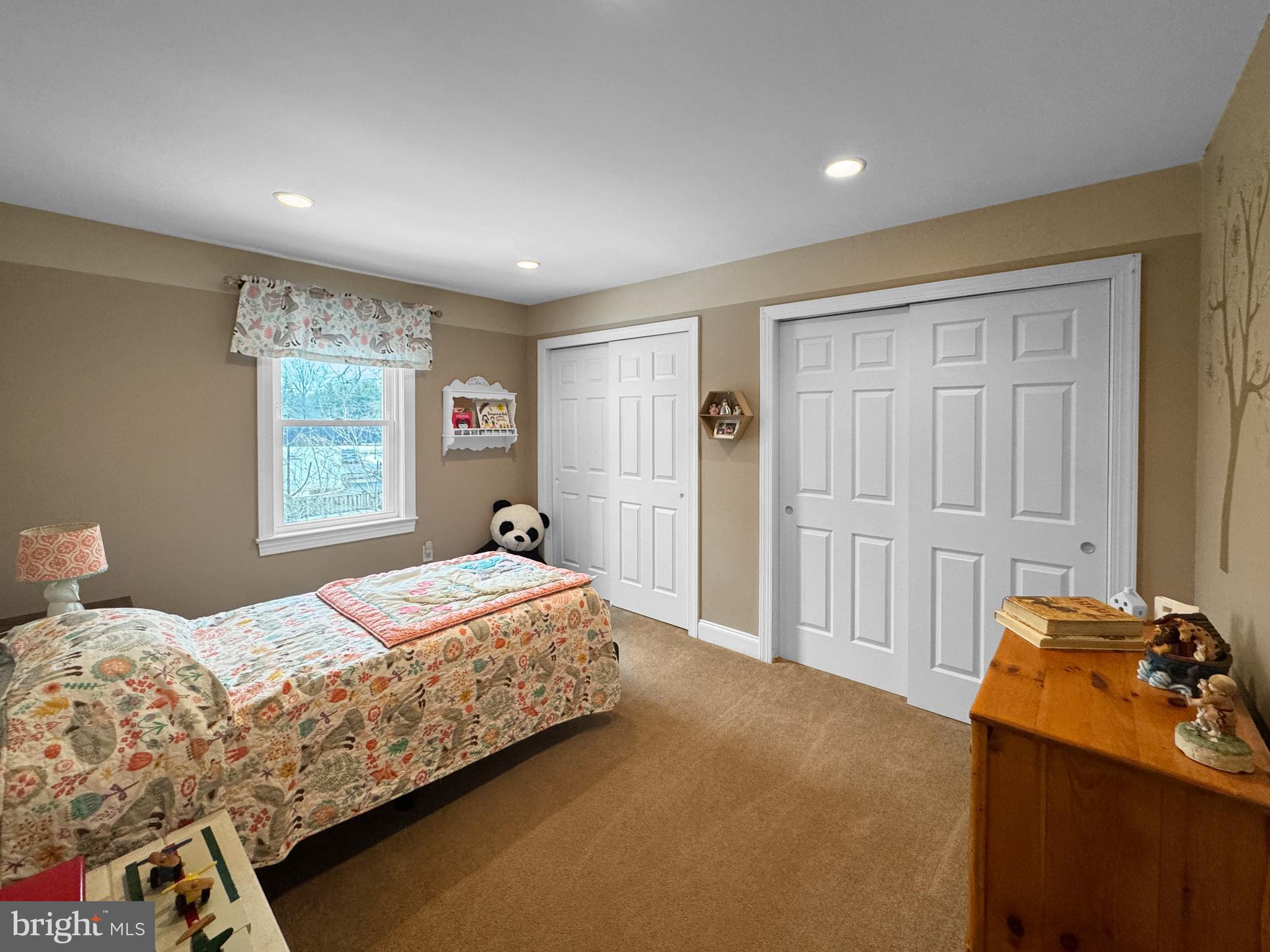 COLLEGEVILLE CROSS - Residential