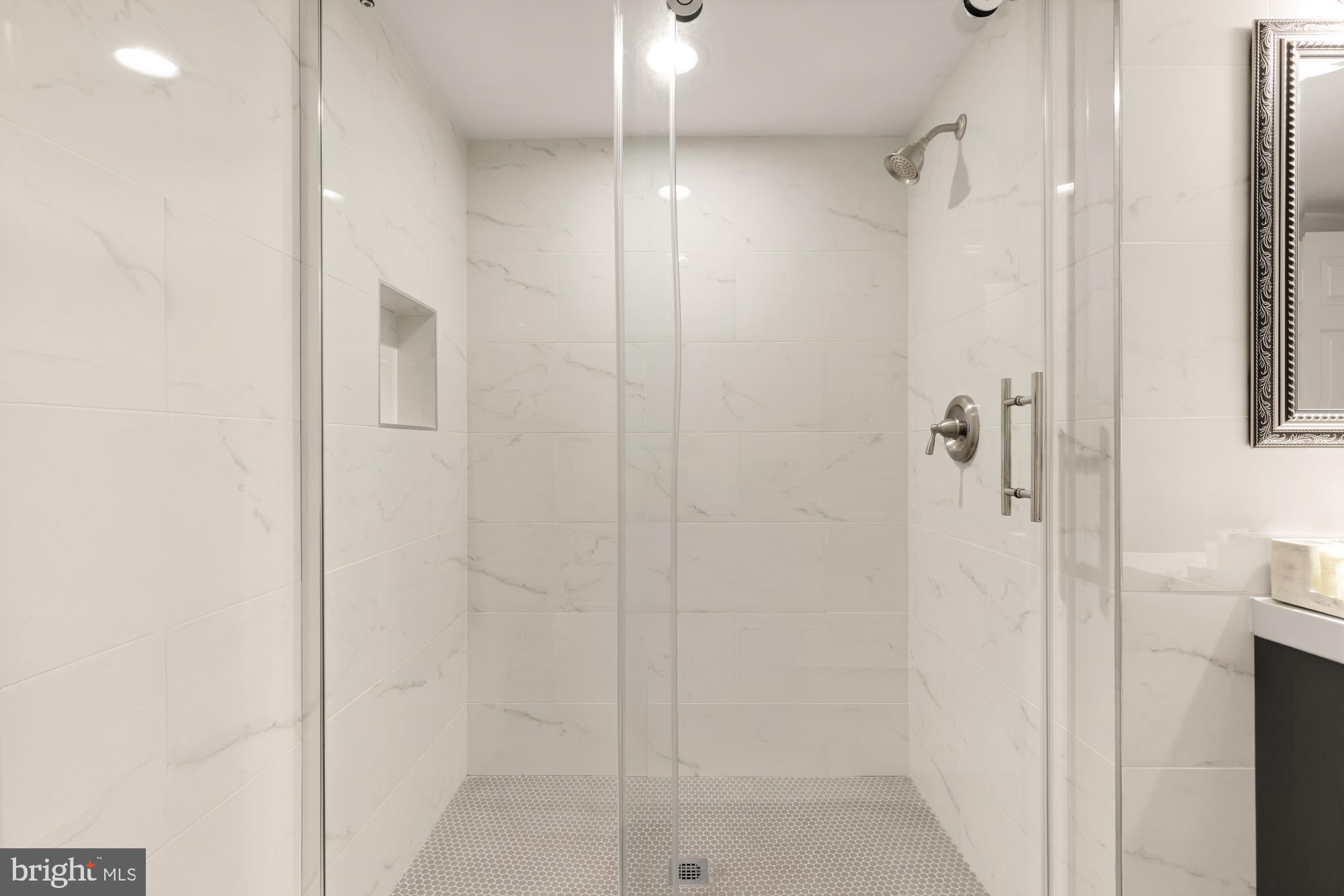 GLENELG ESTATES - Residential