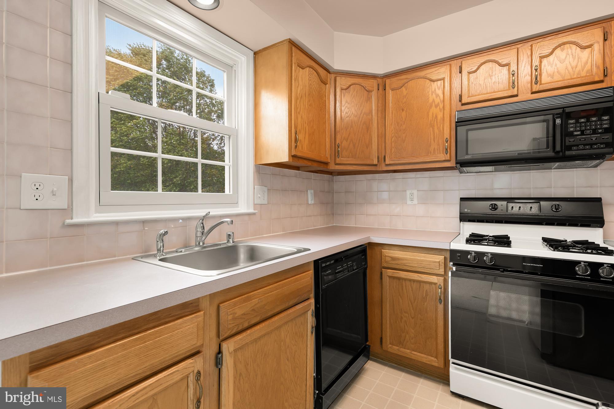 GLENELG ESTATES - Residential