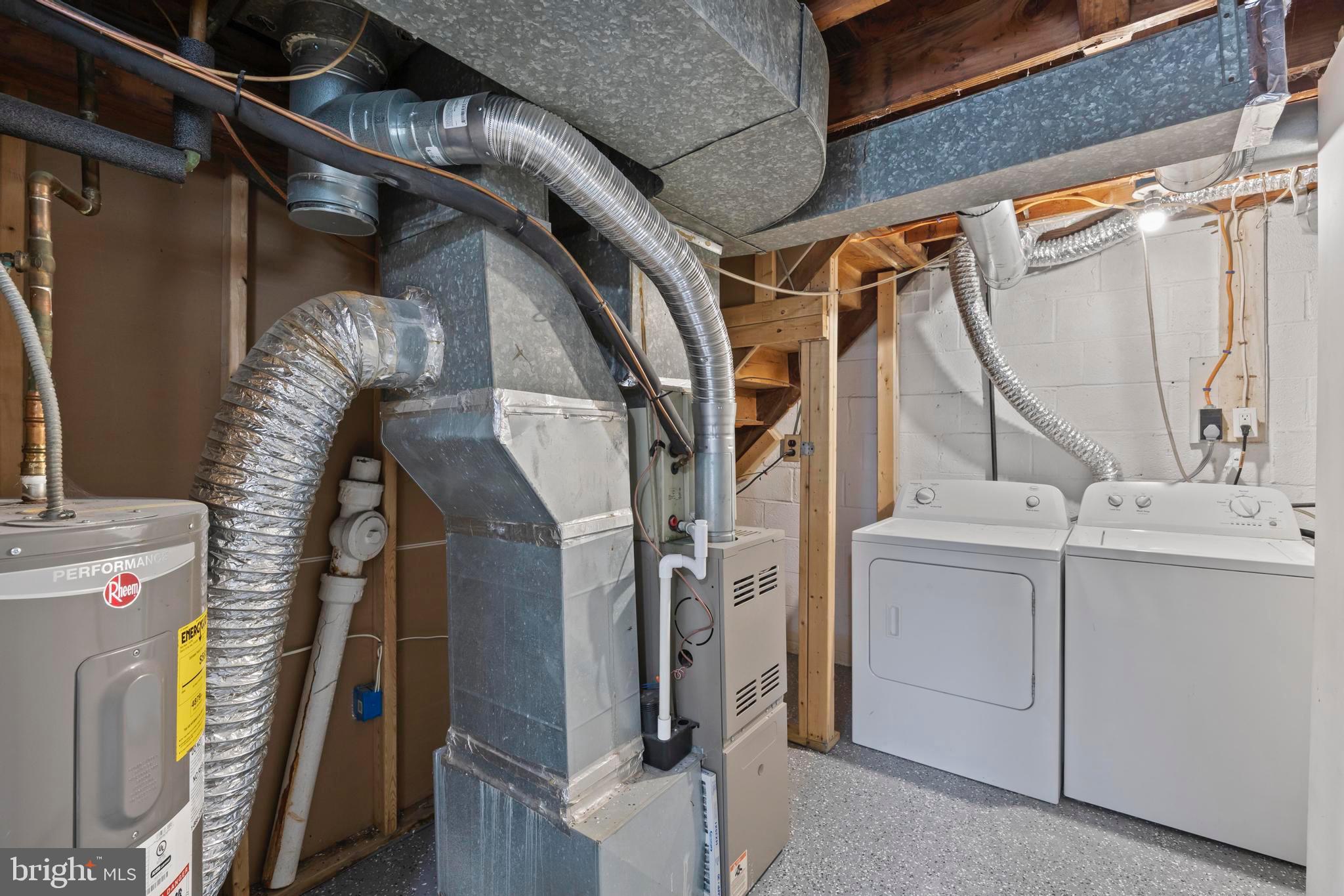 DEER PARK HEIGHTS - Residential Lease