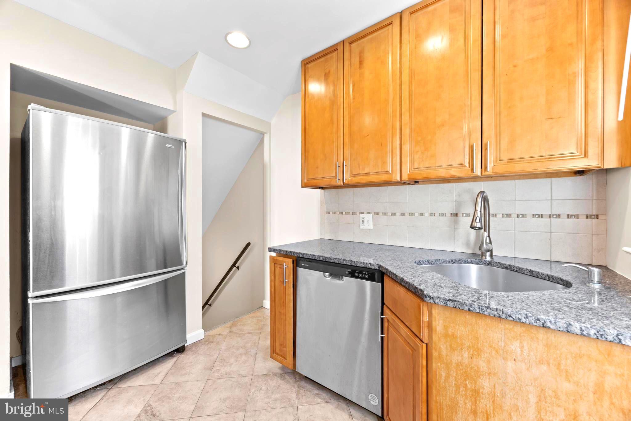 DEER PARK HEIGHTS - Residential Lease