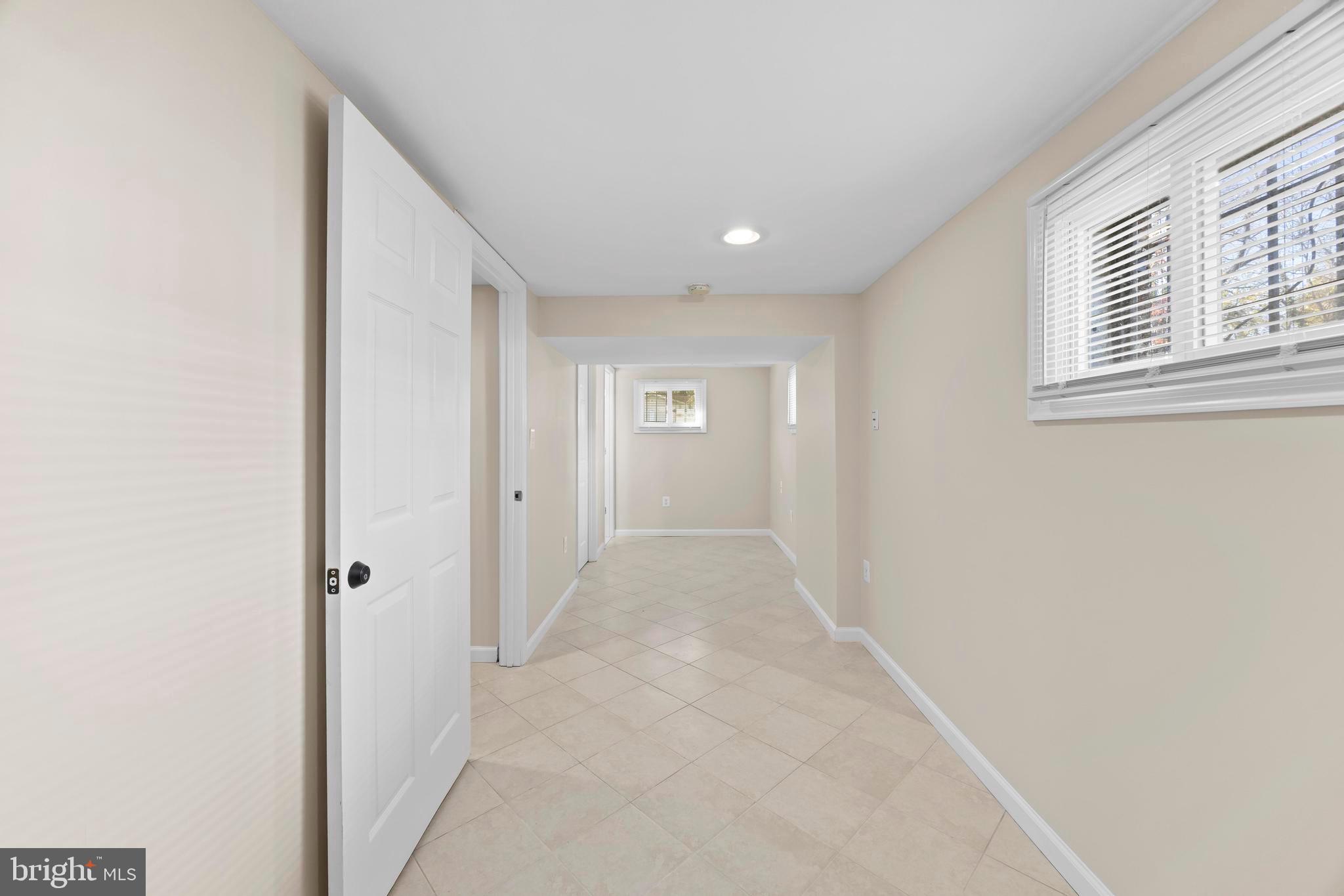 DEER PARK HEIGHTS - Residential Lease