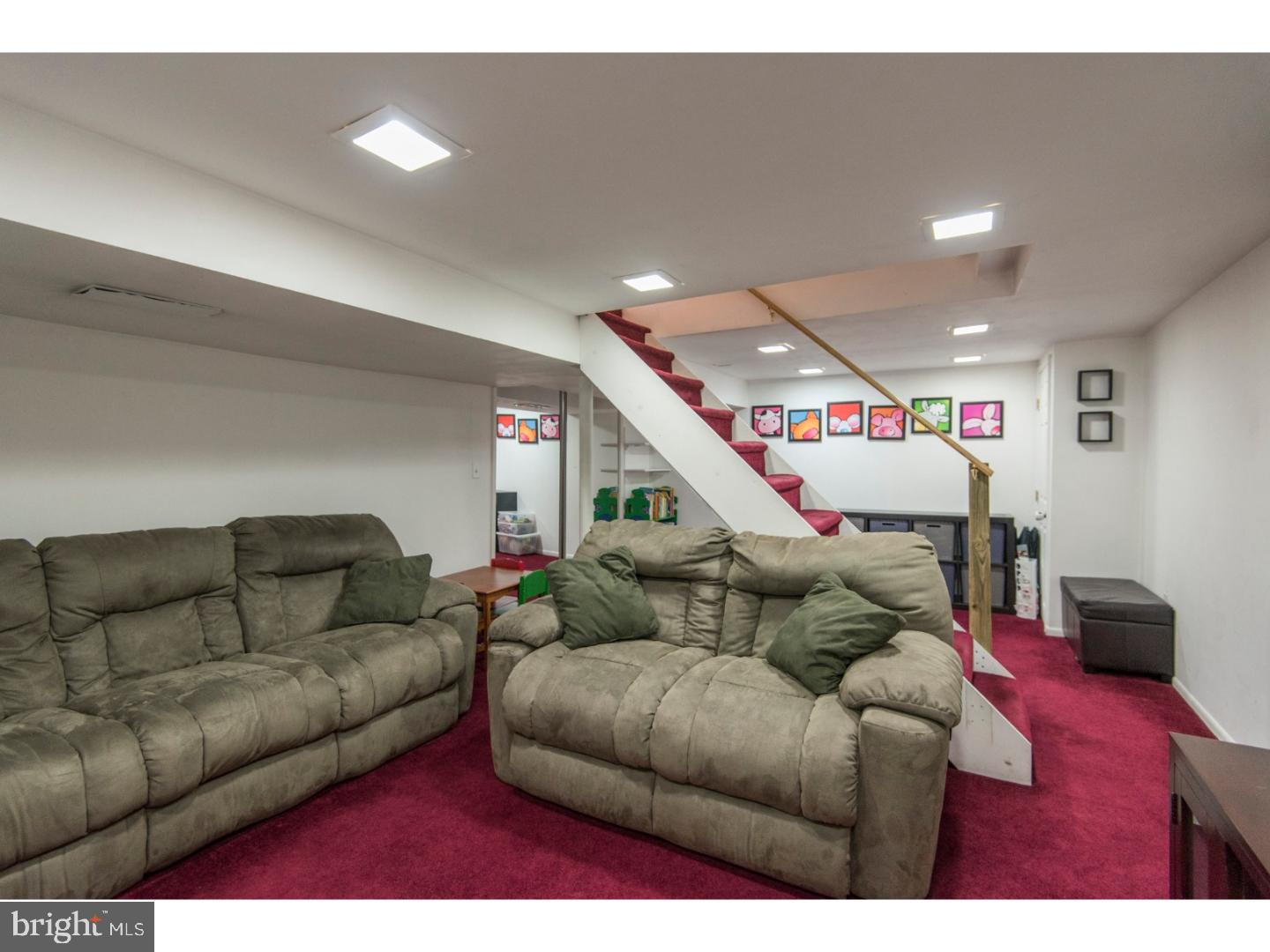 ROXBOROUGH - Residential