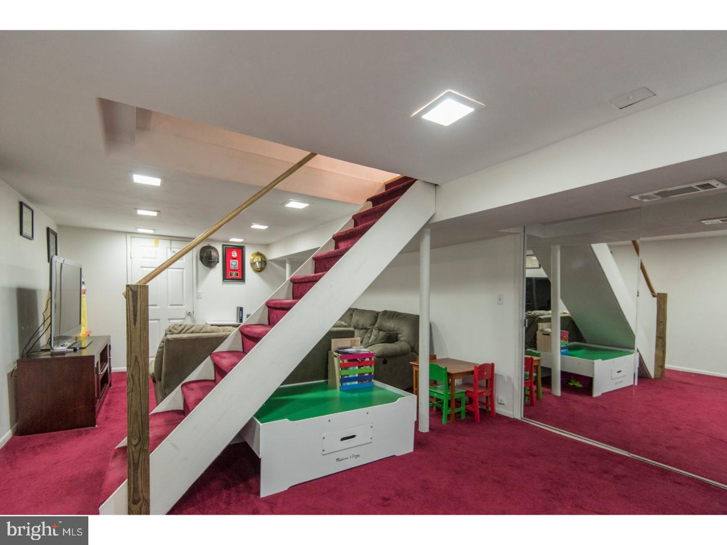 ROXBOROUGH - Residential