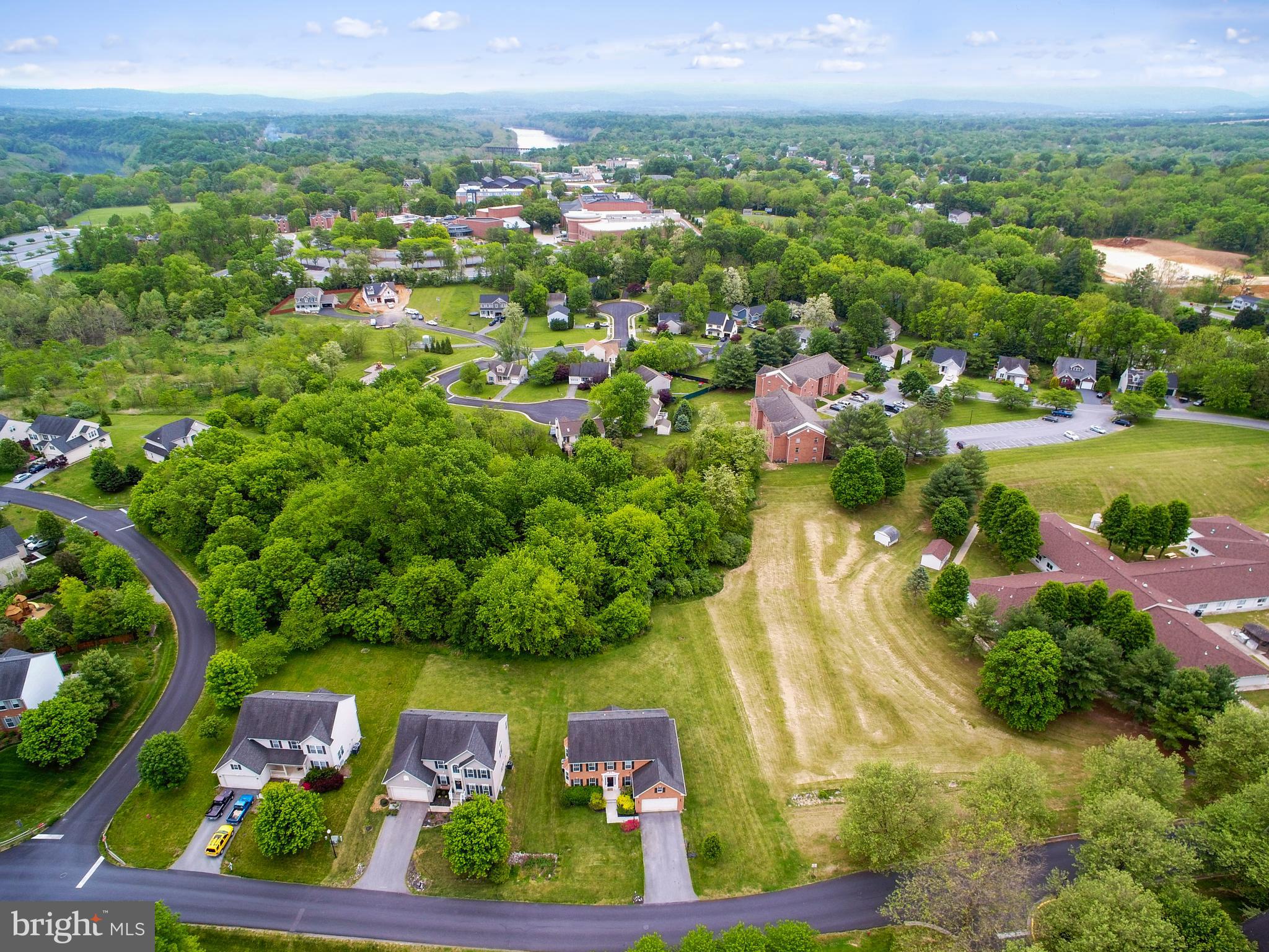 MADDEX FARM - Residential