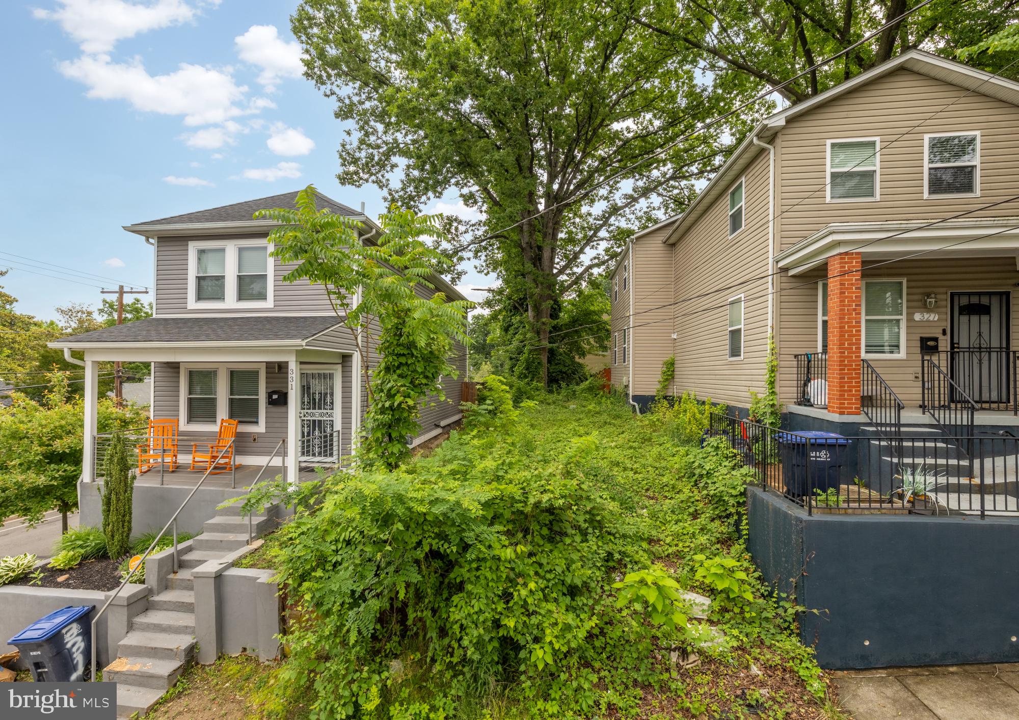 329 56TH STREET NE