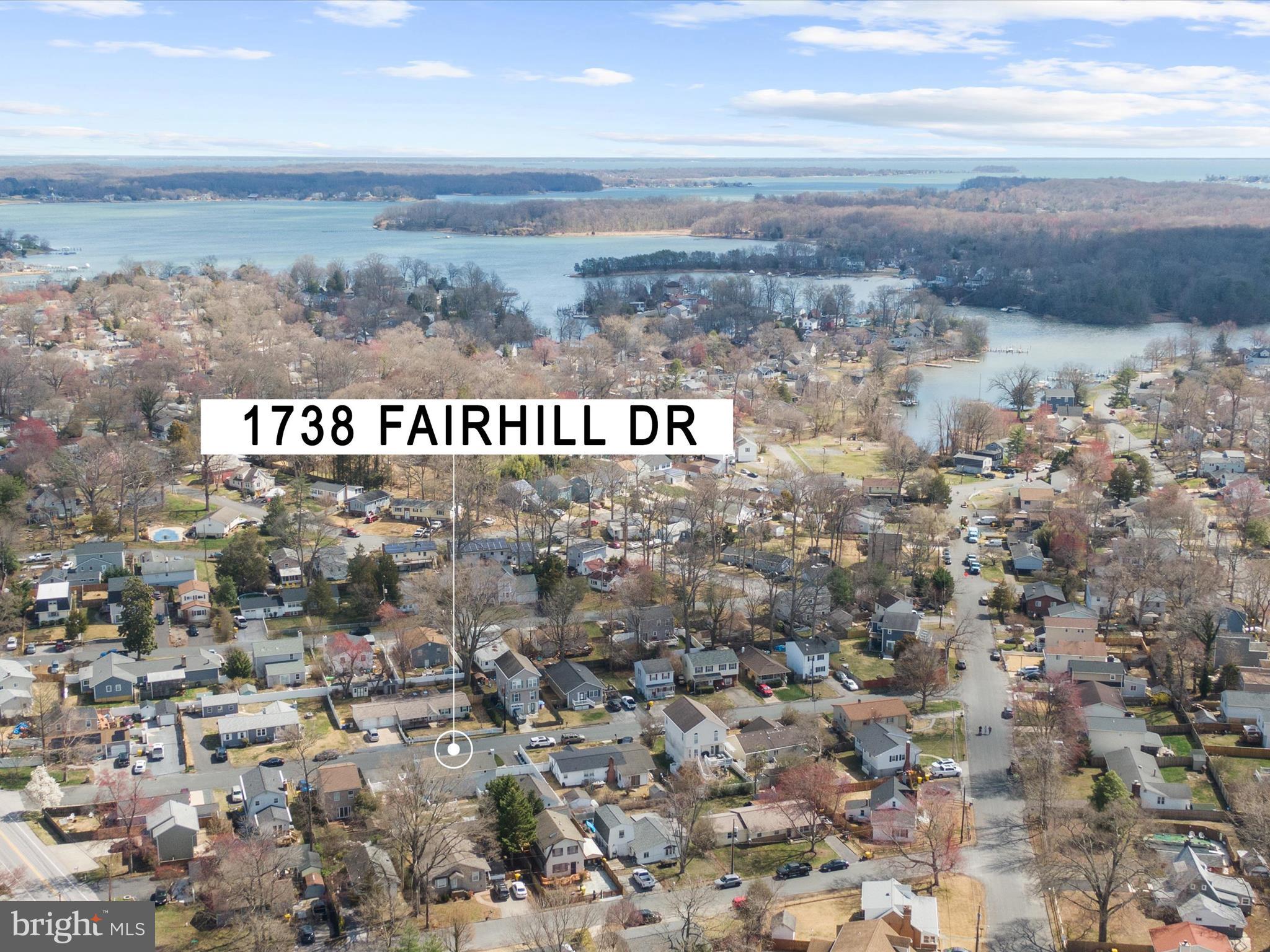 WOODLAND BEACH - Residential