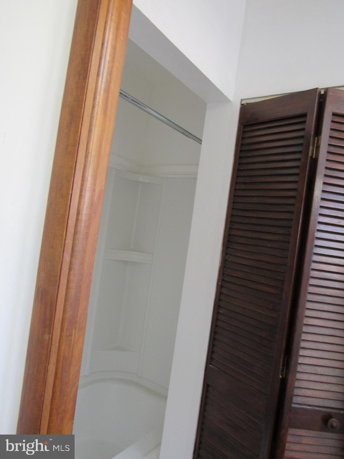 BARRE CIRCLE HISTORIC DISTRICT - Residential Lease