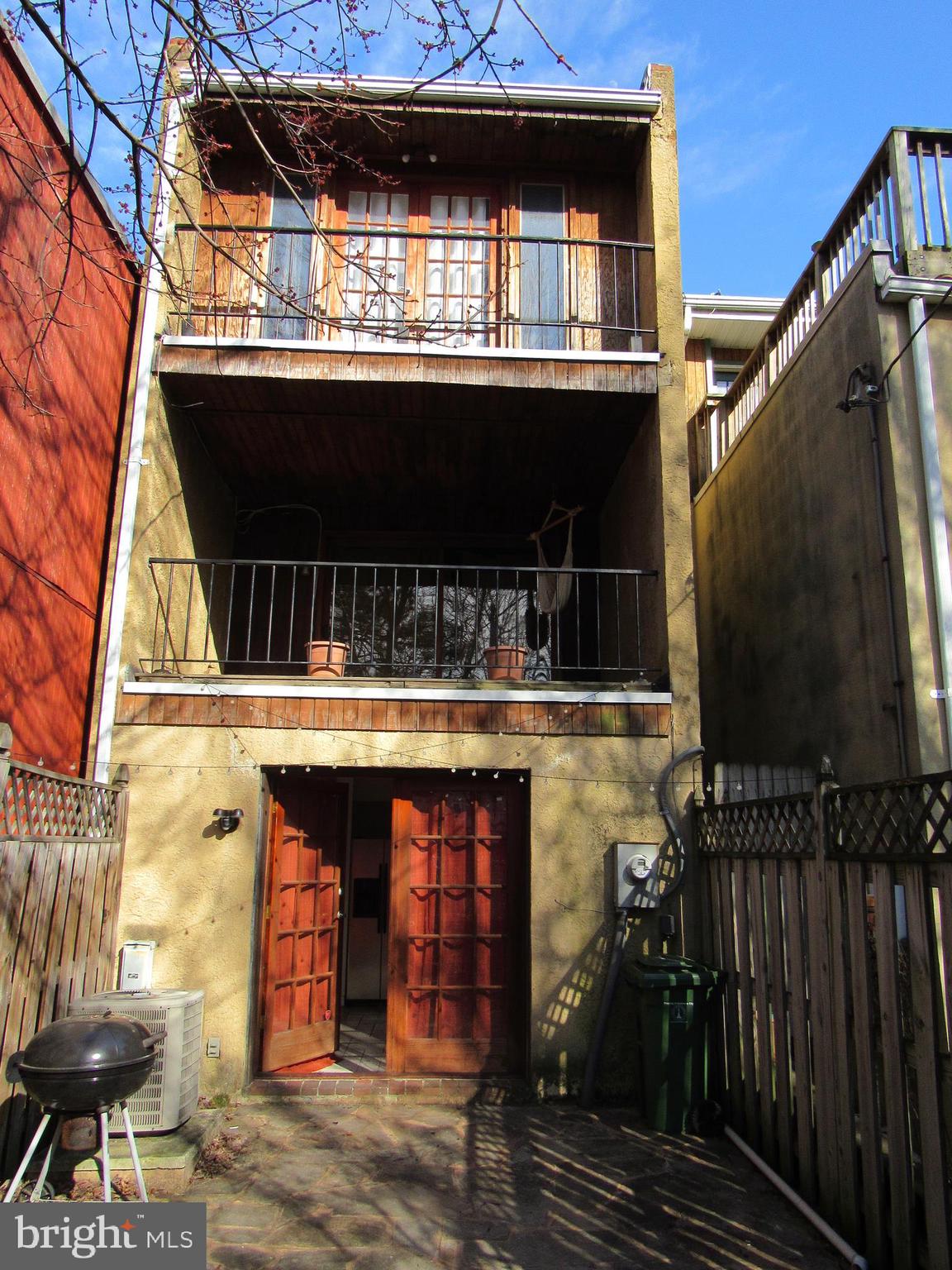 BARRE CIRCLE HISTORIC DISTRICT - Residential Lease