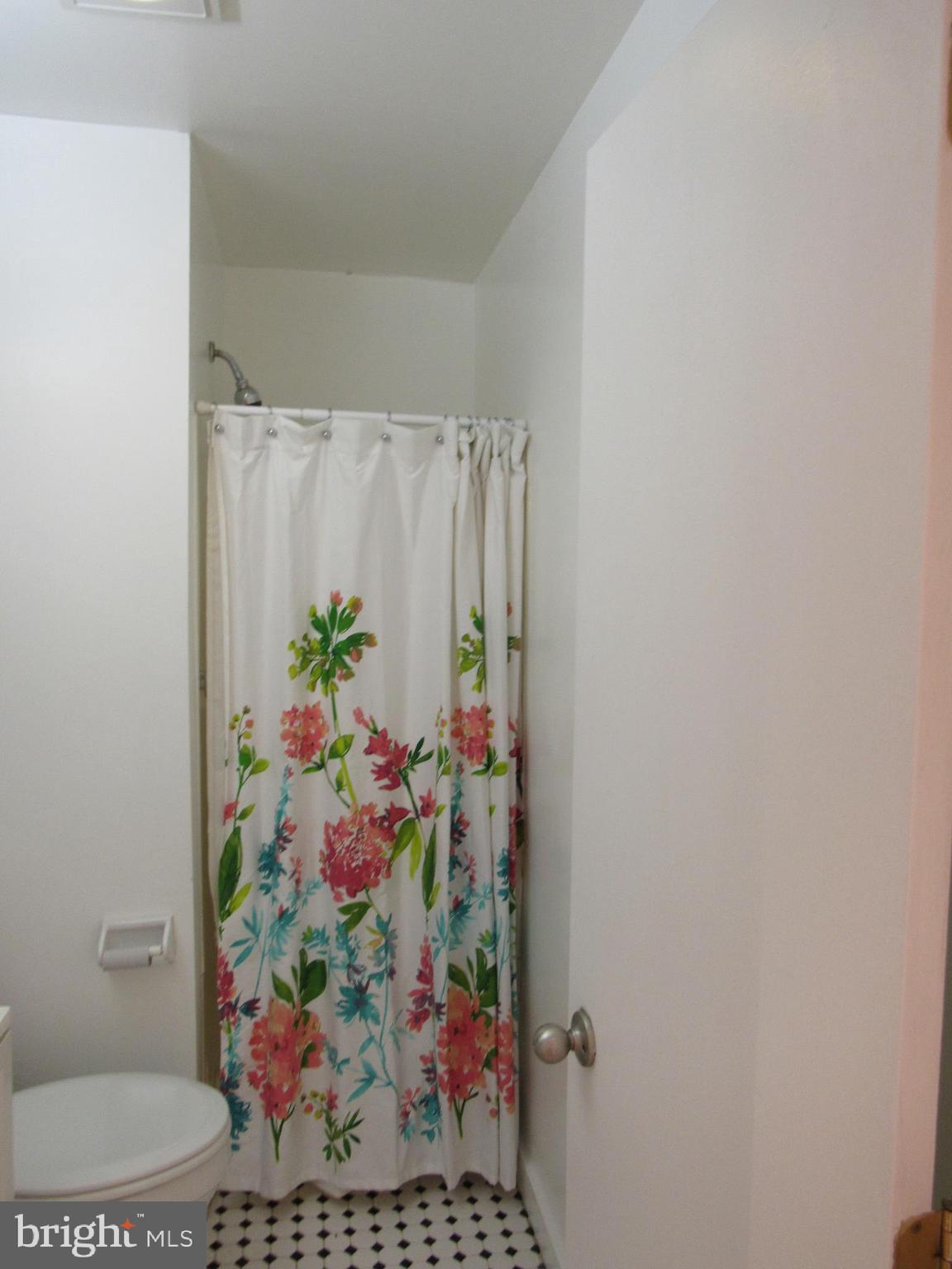 BARRE CIRCLE HISTORIC DISTRICT - Residential Lease