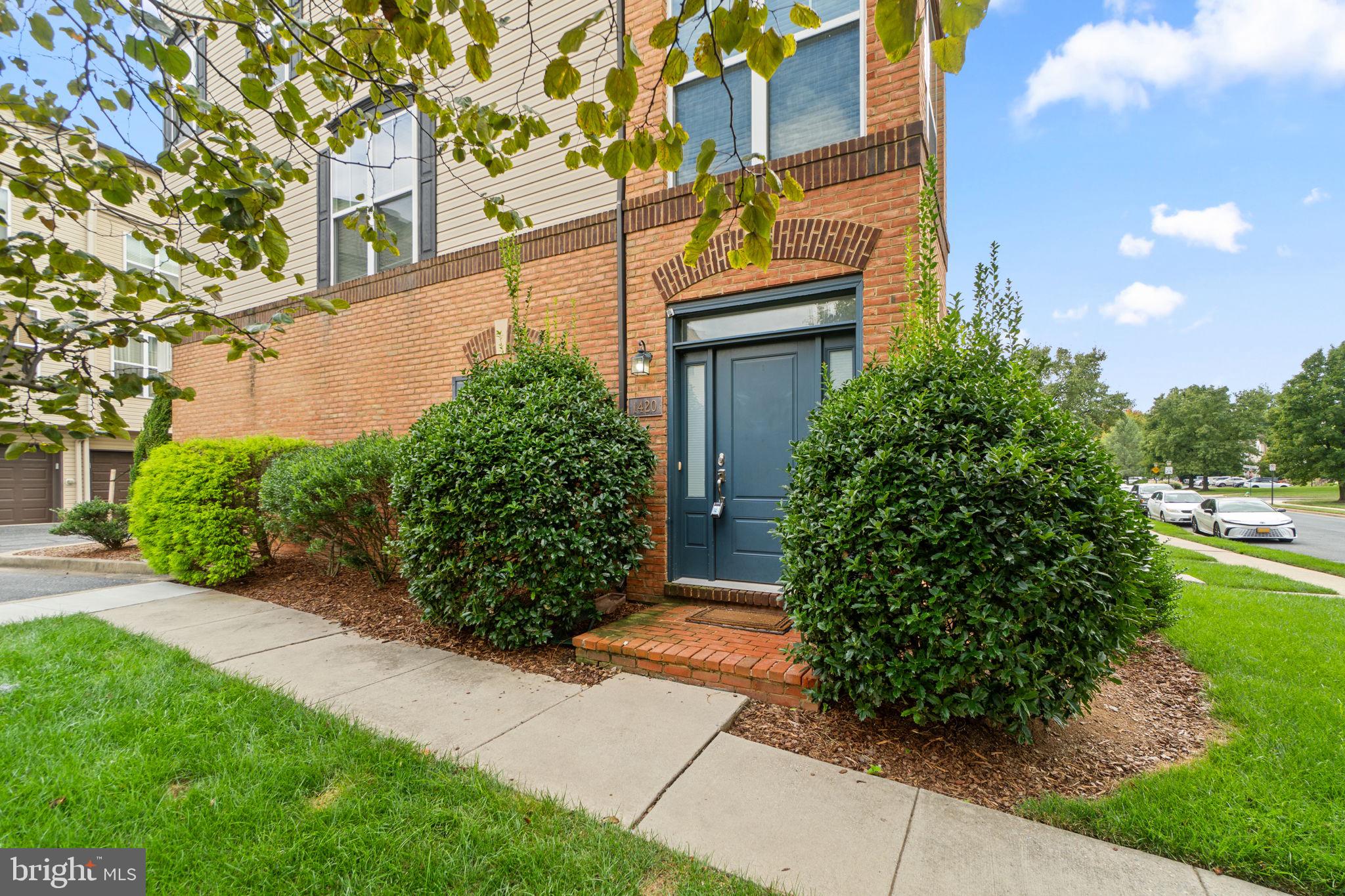 1420 LAUREL WOOD WAY 78