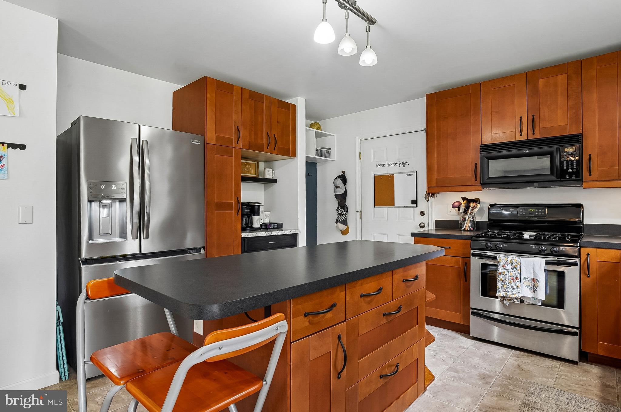 CHESTER HARBOR - Residential