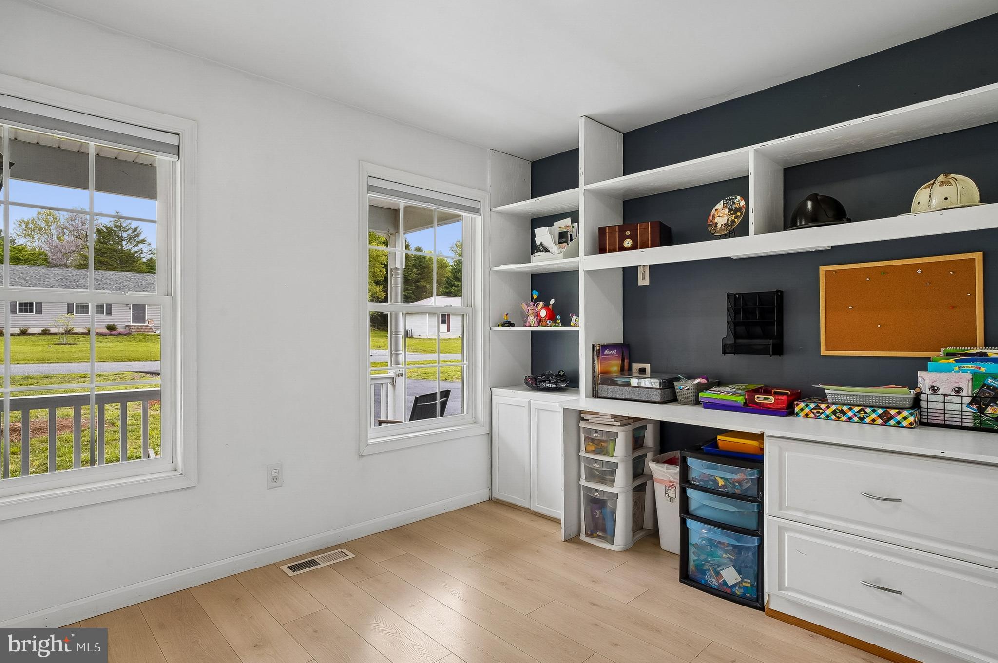 CHESTER HARBOR - Residential