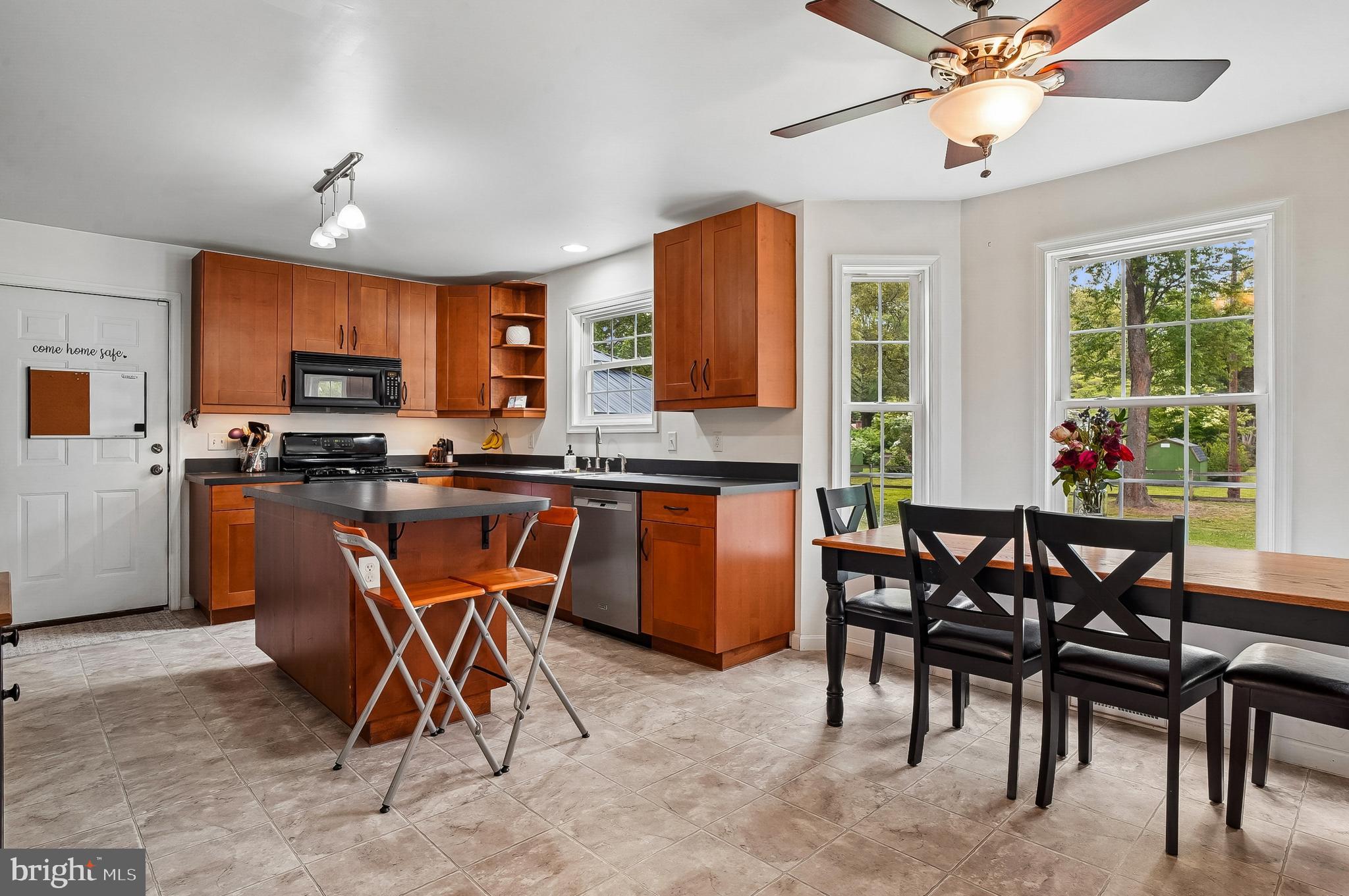 CHESTER HARBOR - Residential