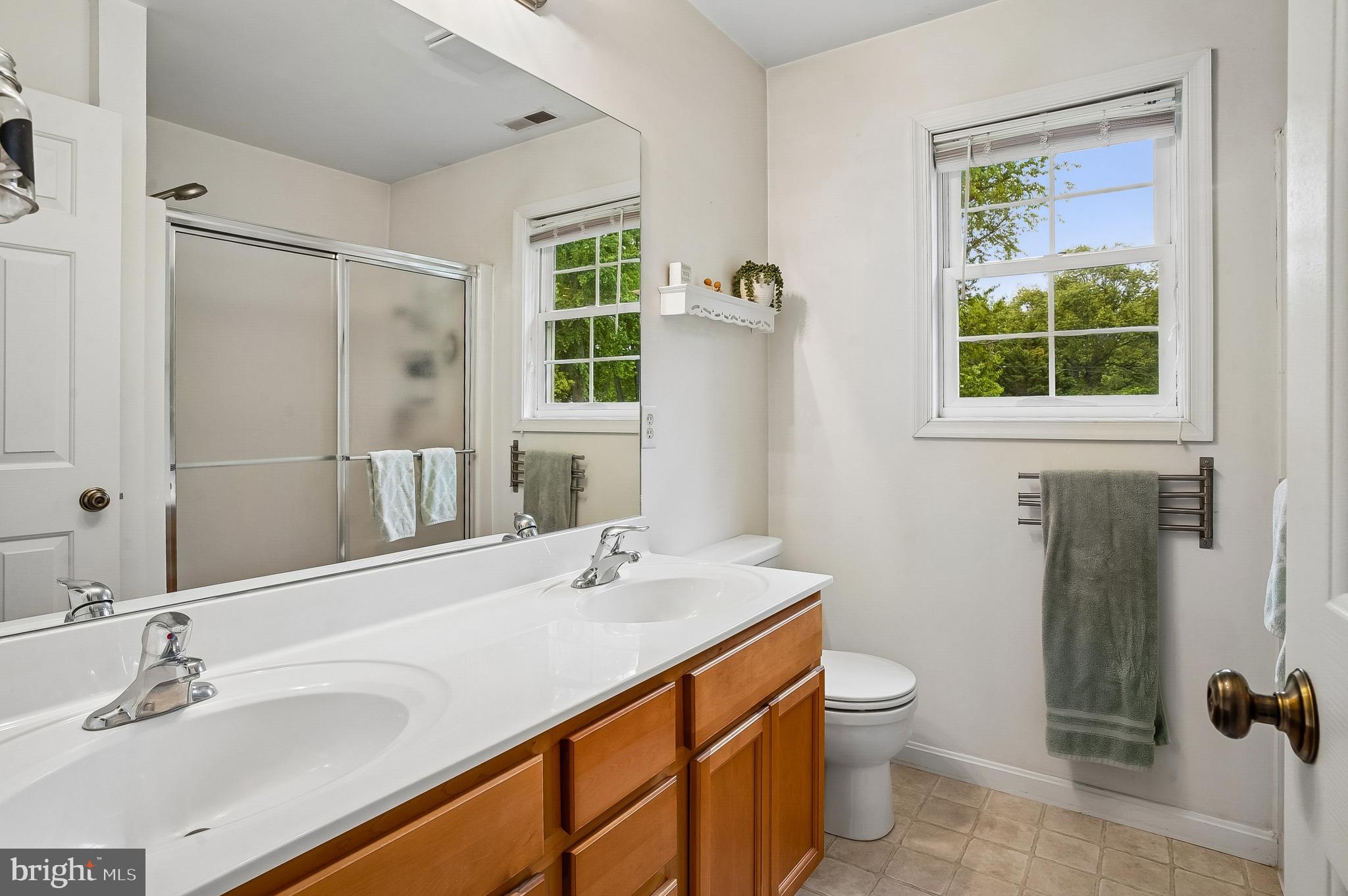 CHESTER HARBOR - Residential