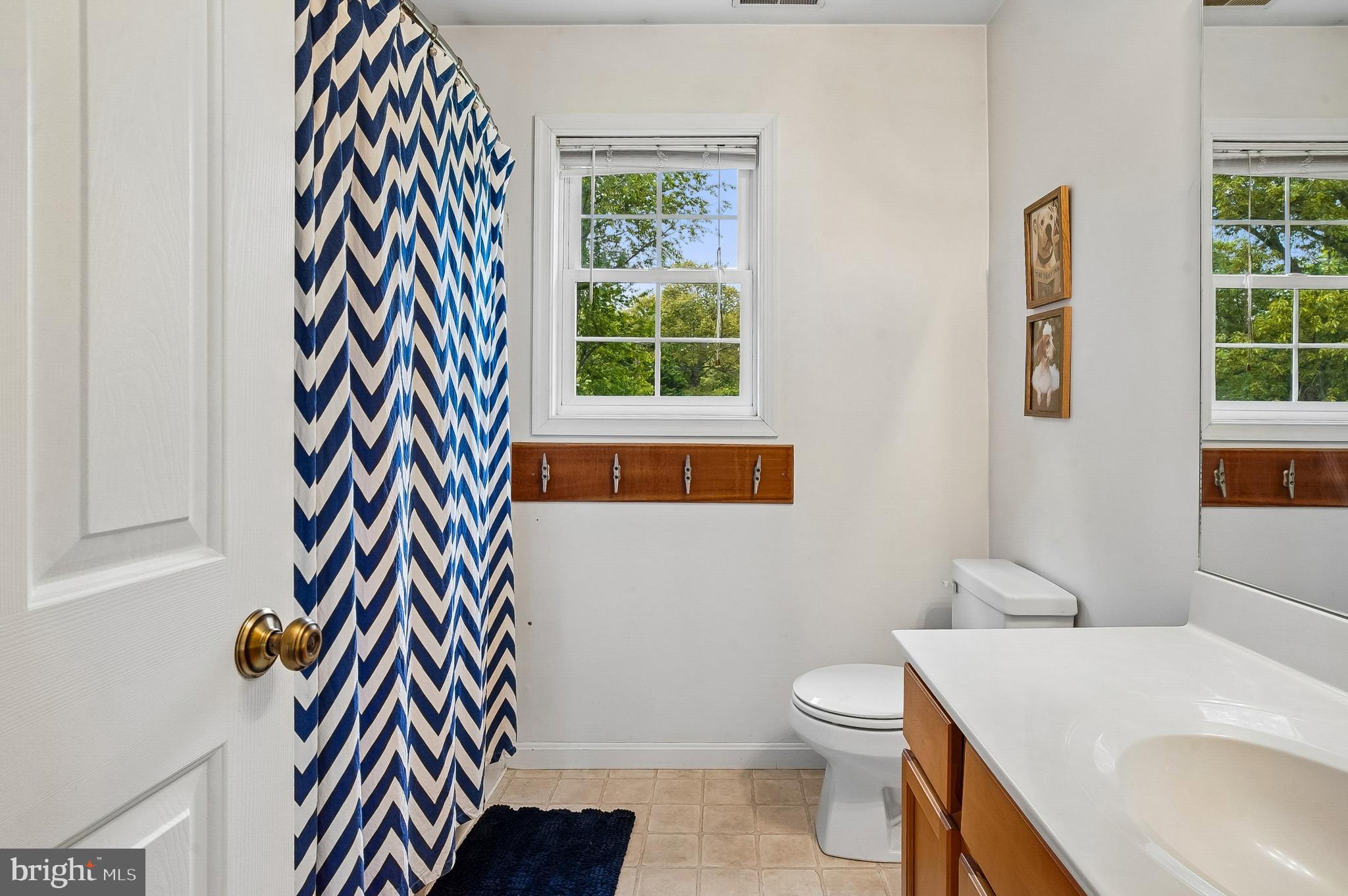 CHESTER HARBOR - Residential