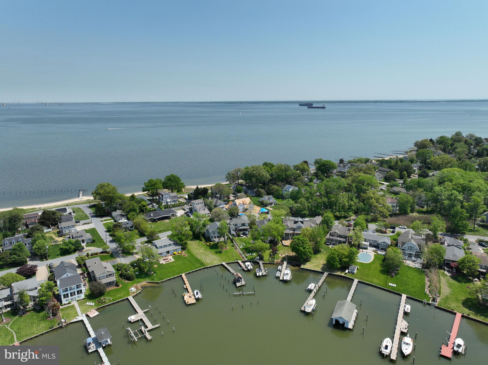BAY RIDGE - Land