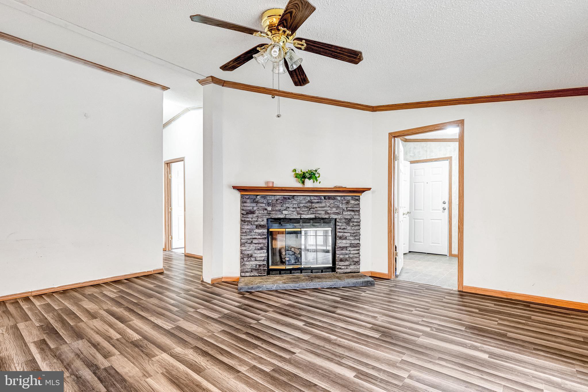 KNIGHTS LANDING - Residential