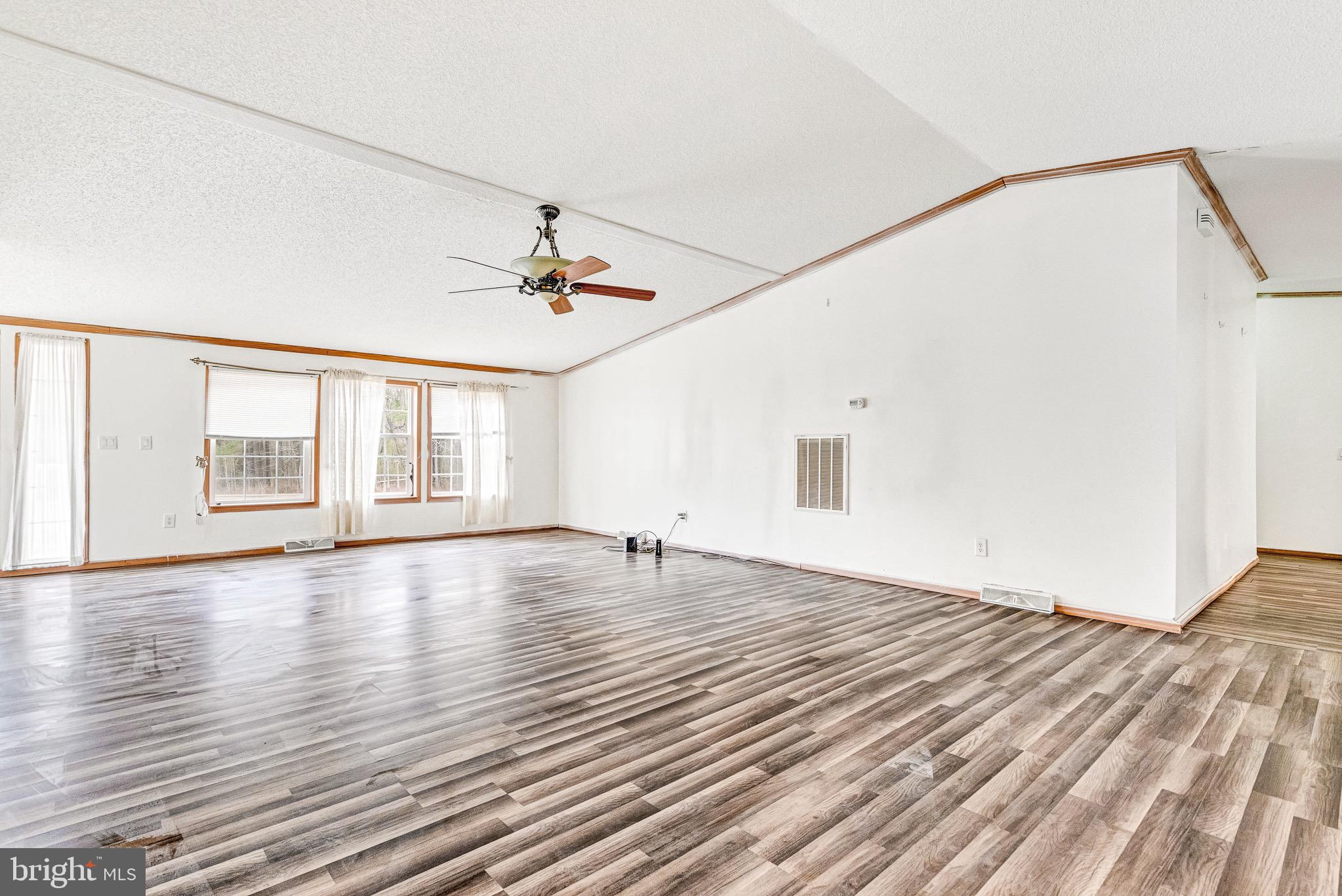 KNIGHTS LANDING - Residential