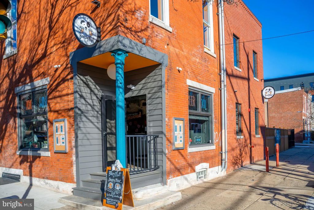 Photo of 2633 Poplar Street, PHILADELPHIA, PA 19130 (MLS # PAPH2580626)