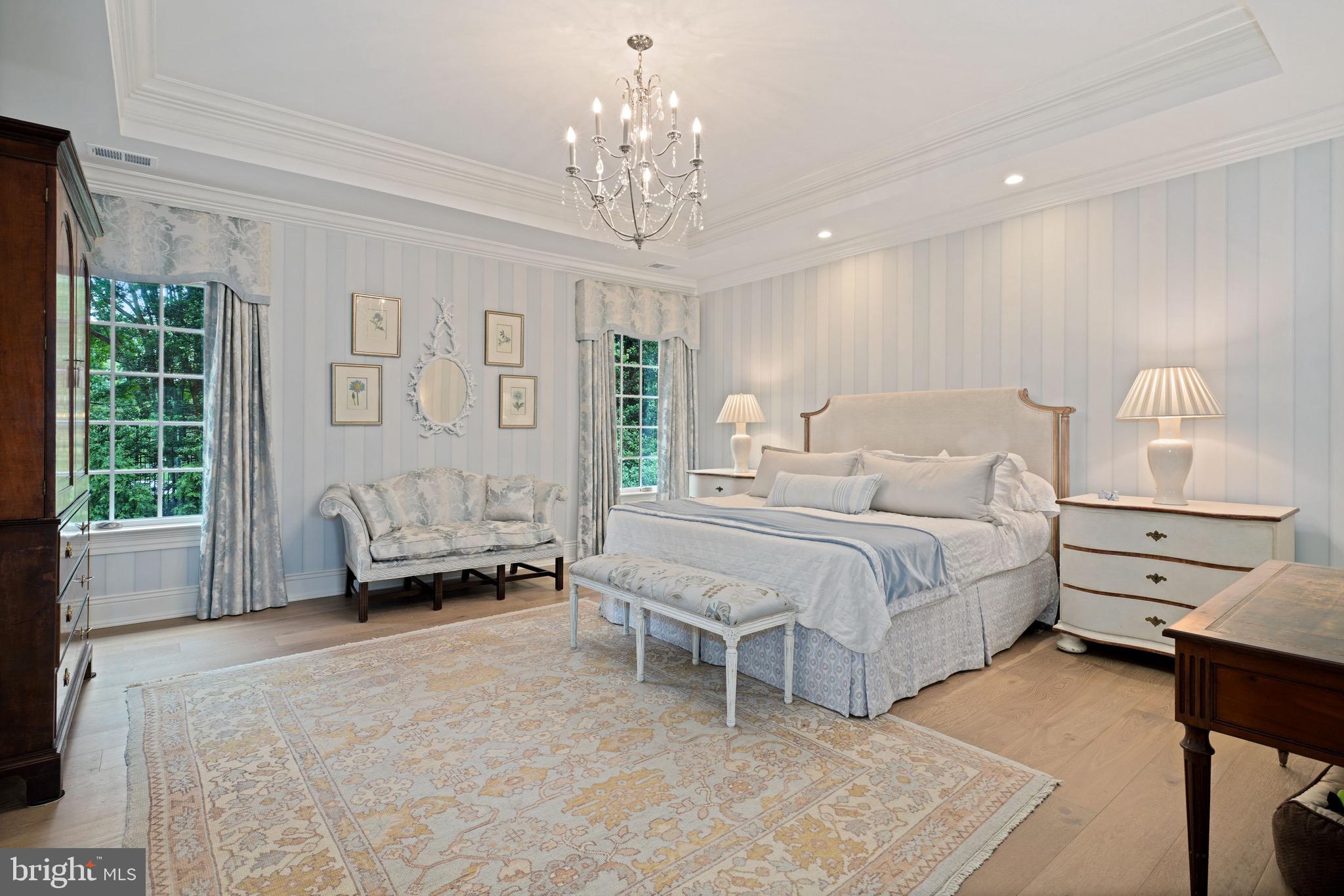 COUNTRY CLUB HILLS - Residential