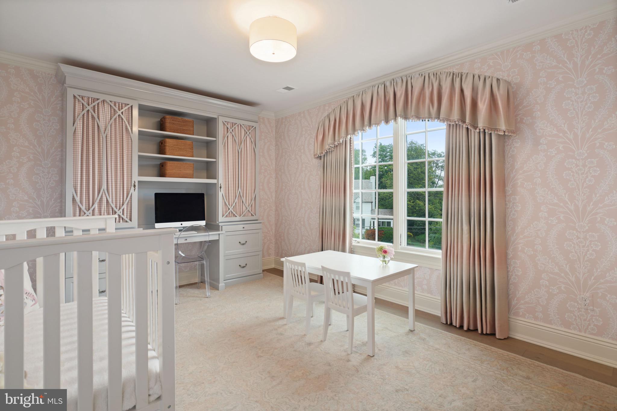 COUNTRY CLUB HILLS - Residential