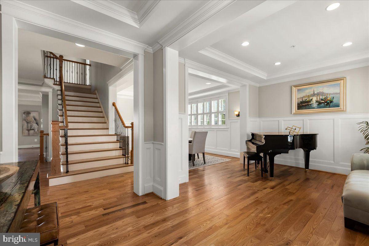 ALTA VISTA GARDENS - Residential