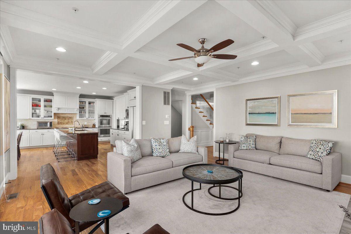 ALTA VISTA GARDENS - Residential