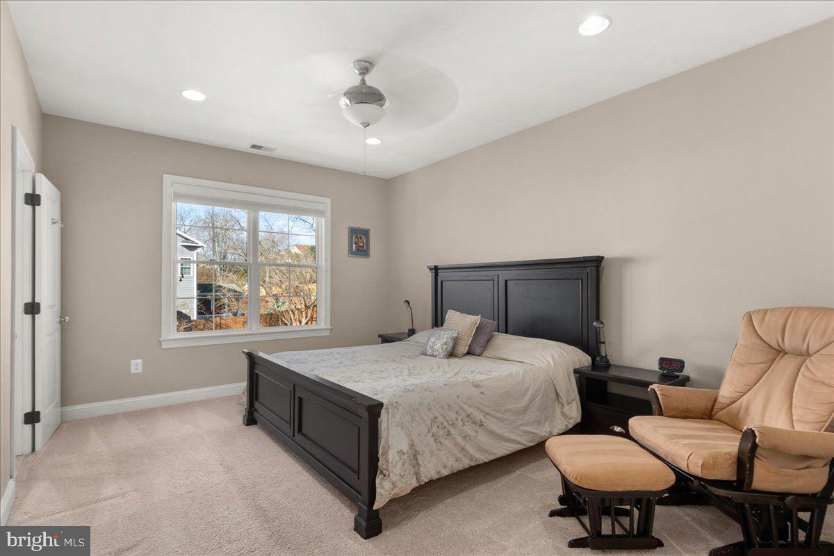 ALTA VISTA GARDENS - Residential