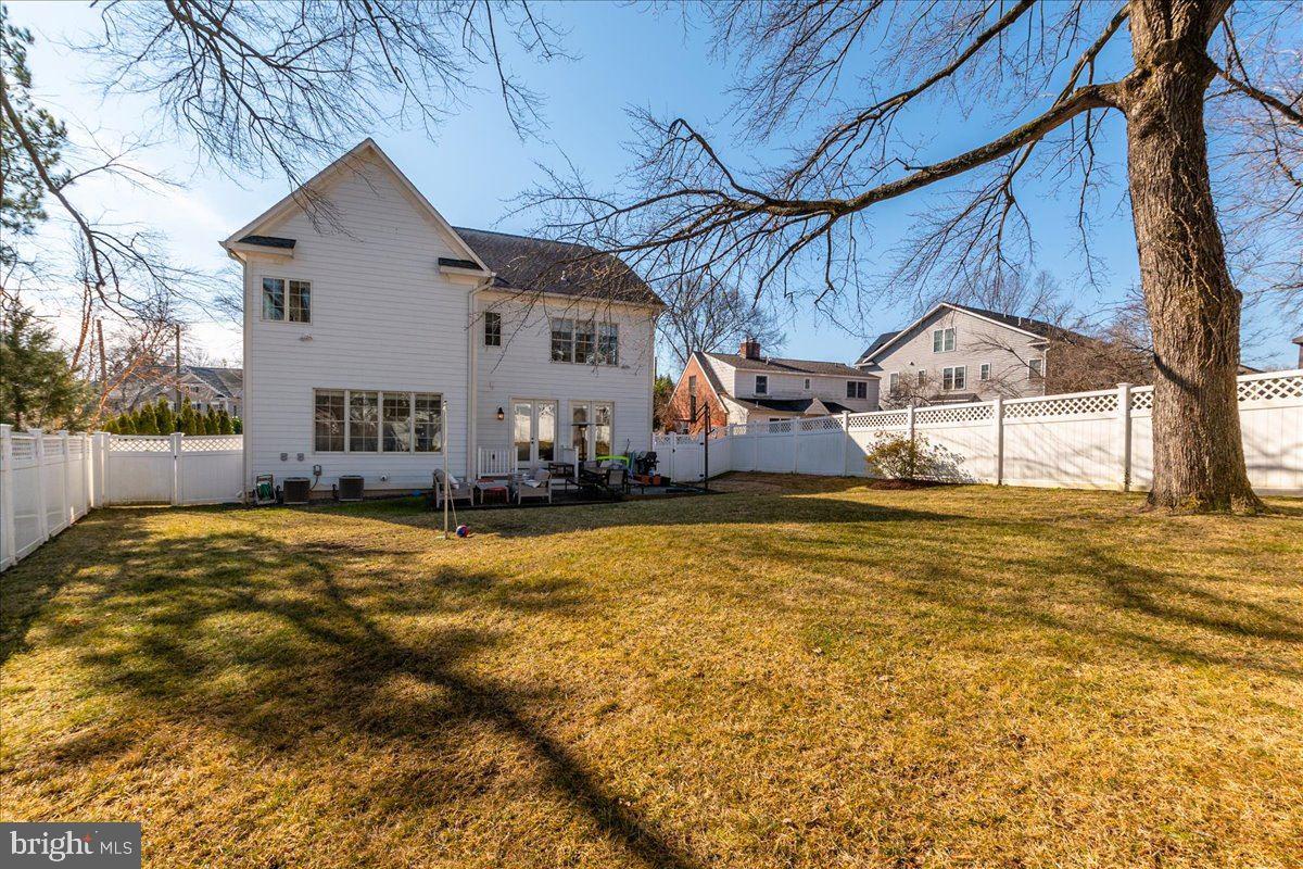 ALTA VISTA GARDENS - Residential