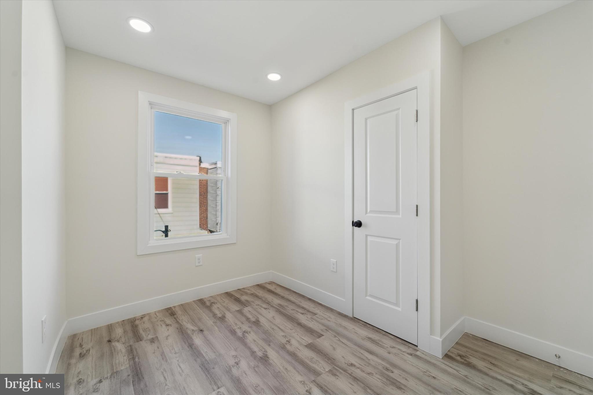 COBBS CREEK - Residential