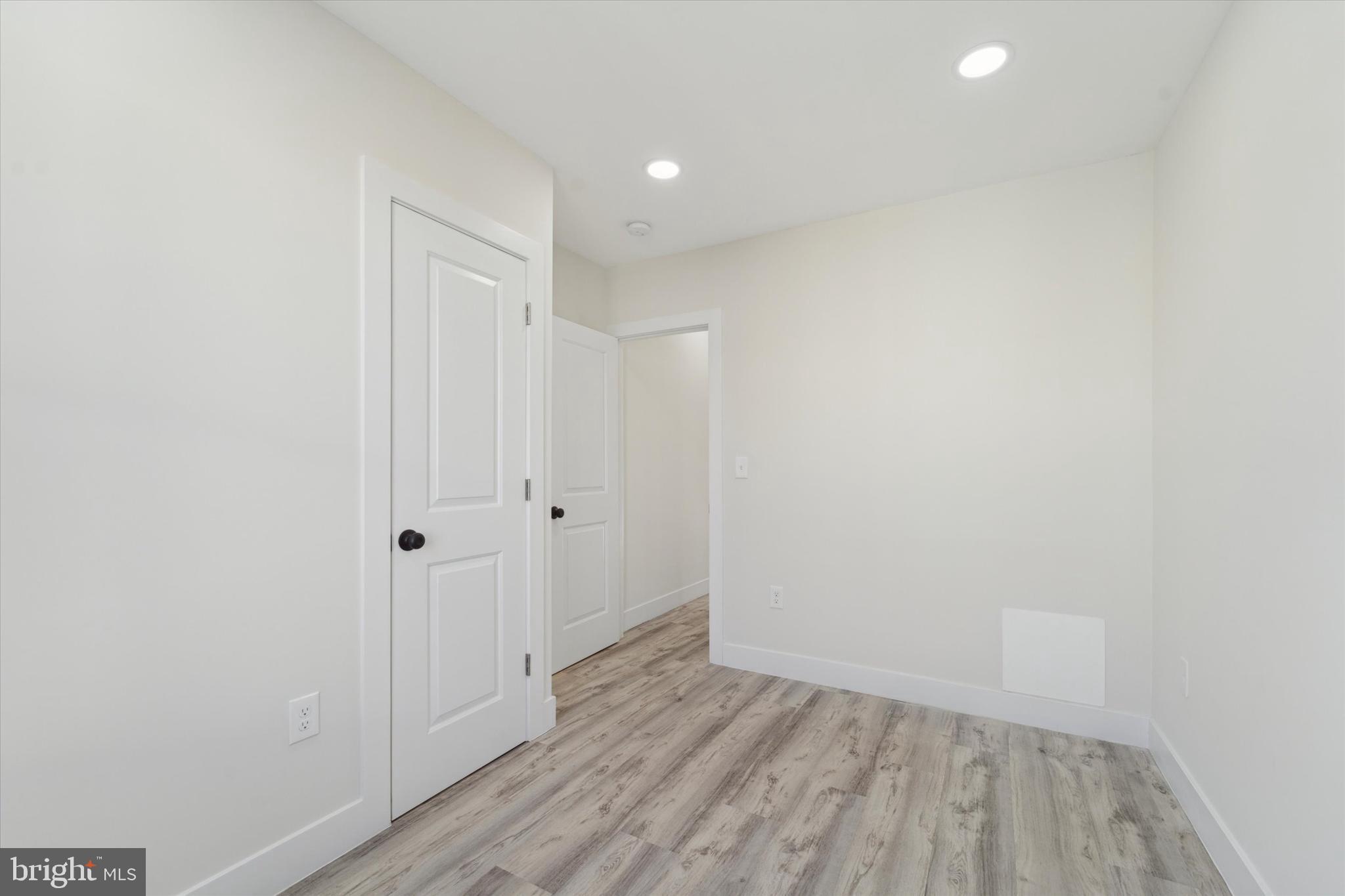 COBBS CREEK - Residential